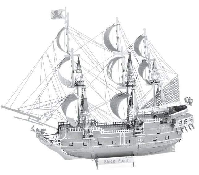 METAL EARTH 3D puzzle Black Pearl - Černá Perla (ICONX)