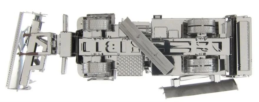 METAL EARTH 3D puzzle Freightliner 114SD Sněžný pluh