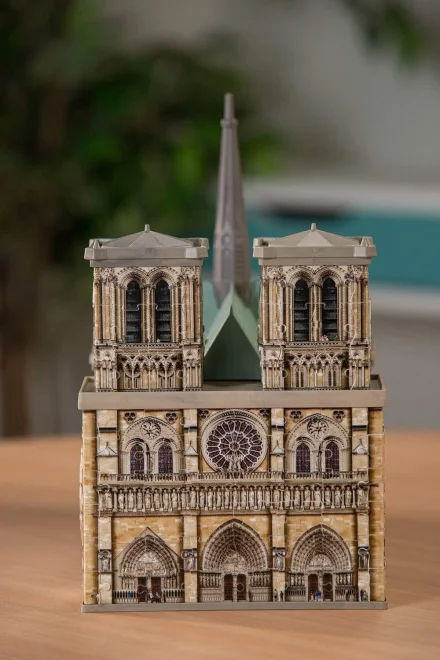 RAVENSBURGER 3D puzzle Katedrála Notre-Dame, Paříž 349 dílků