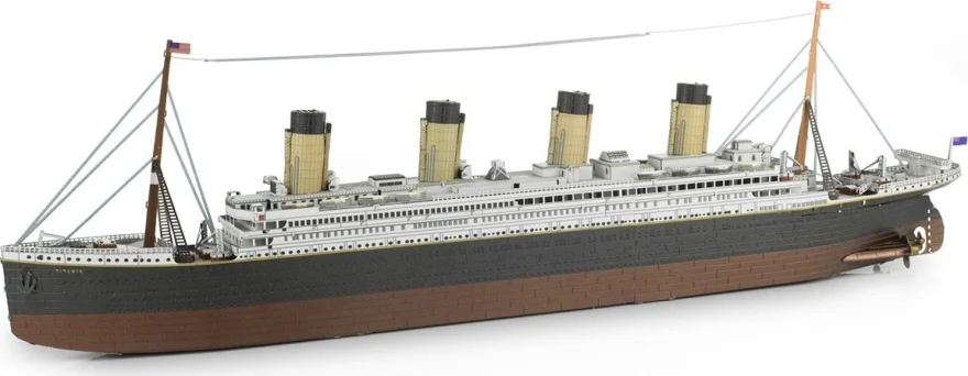 3d-puzzle-premium-series-titanic-191319.jpg