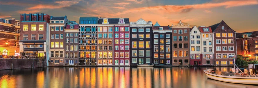 CLEMENTONI Panoramatické puzzle Zářivý Amsterdam 1000 dílků