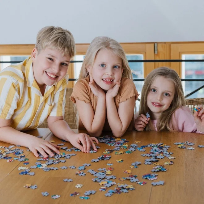 Puzzle pro děti Trefl 160 dílků Mickey Mouse: Zábava v kalužích (40. výročí Trefl)
