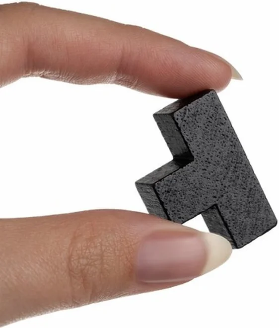 Dřevěný hlavolam KRUZZEL  3D kostka s T bloky