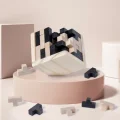 Dřevěný hlavolam KRUZZEL  3D kostka s T bloky