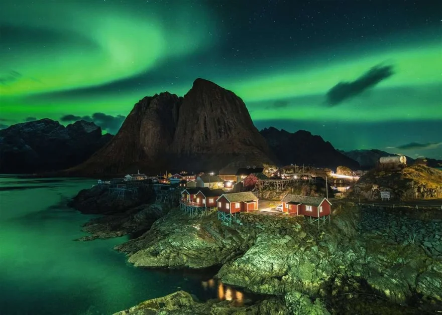 Puzzle Ravensburger 1000 dílků Polární záře nad Hamnøy, Norsko