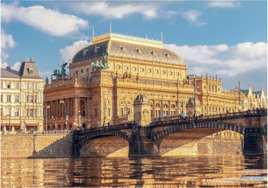 Puzzle Dino 500 dílků Travel Czechia: Praha - Národní divadlo