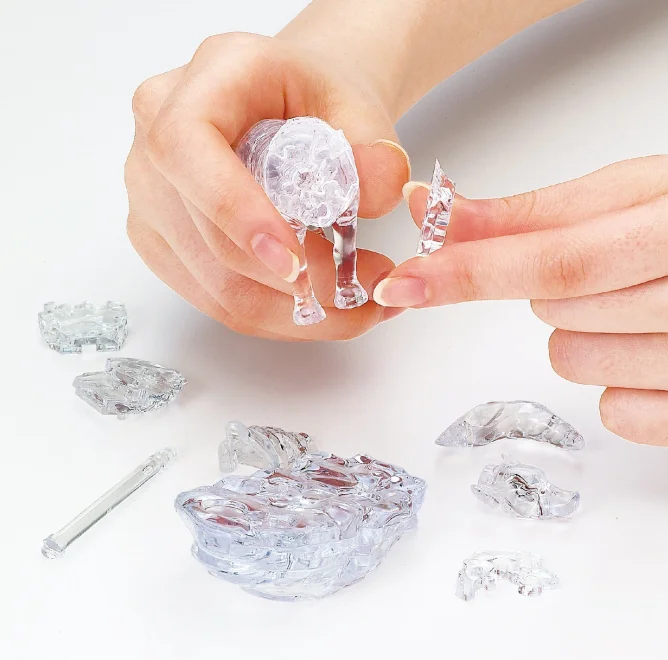 3D Crystal Puzzle  Vlk (bílý) 37 dílků