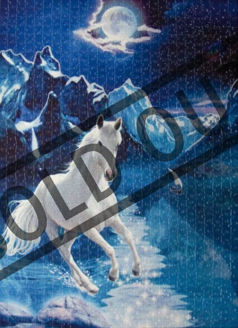 CLEMENTONI Svítící puzzle Bílý hřebec 1000 dílků